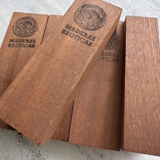 Tacos Caoba africana