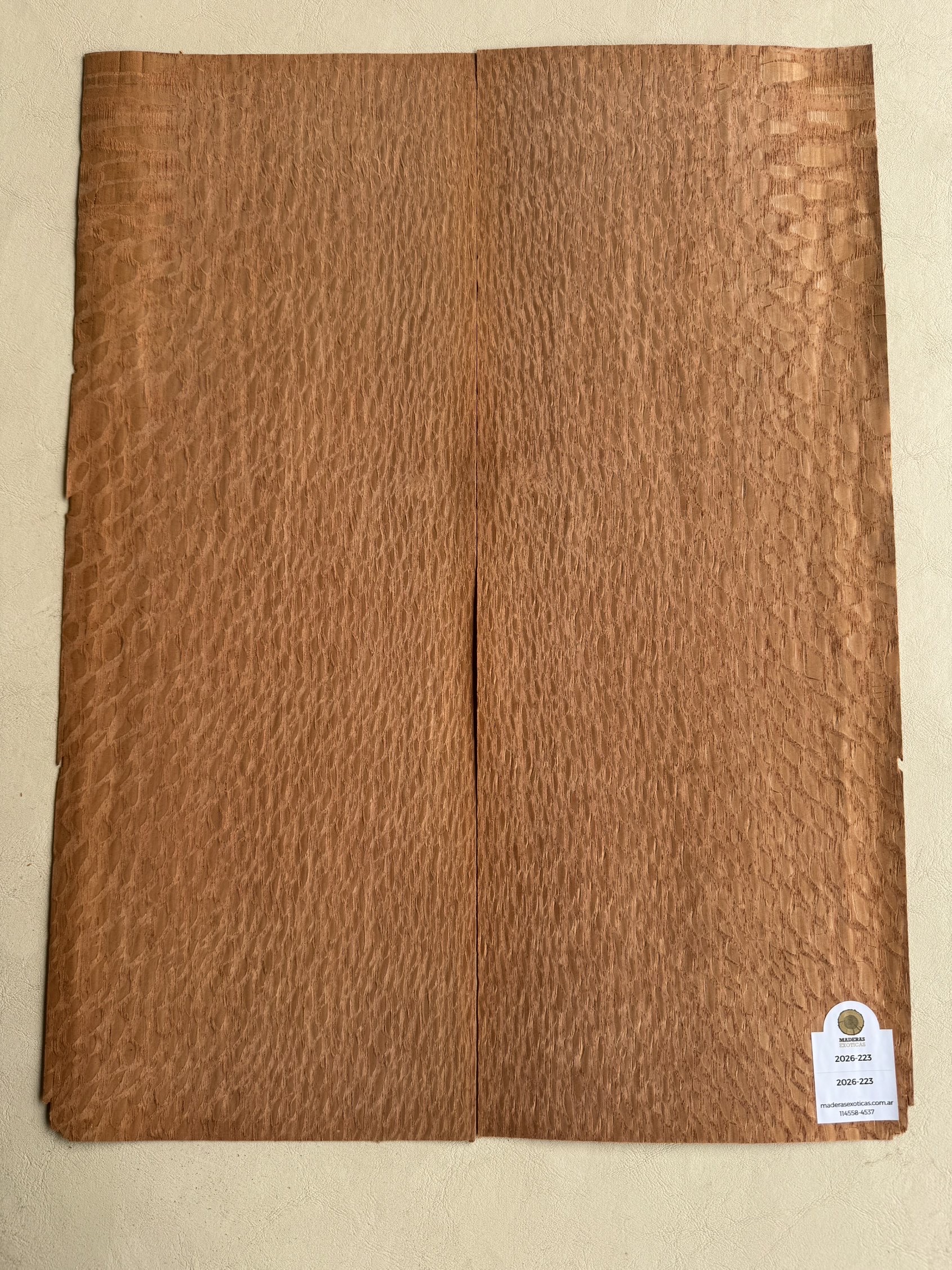 Chapa Louro faia para cuerpo de guitarra - bajo (2026-223) 2 Chapa Louro faia para cuerpo de guitarra – bajo