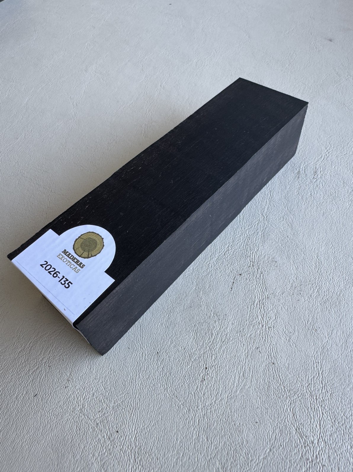 Taco Ebano Jet Black flameado (2026-135) 1 Taco Ebano Gabon