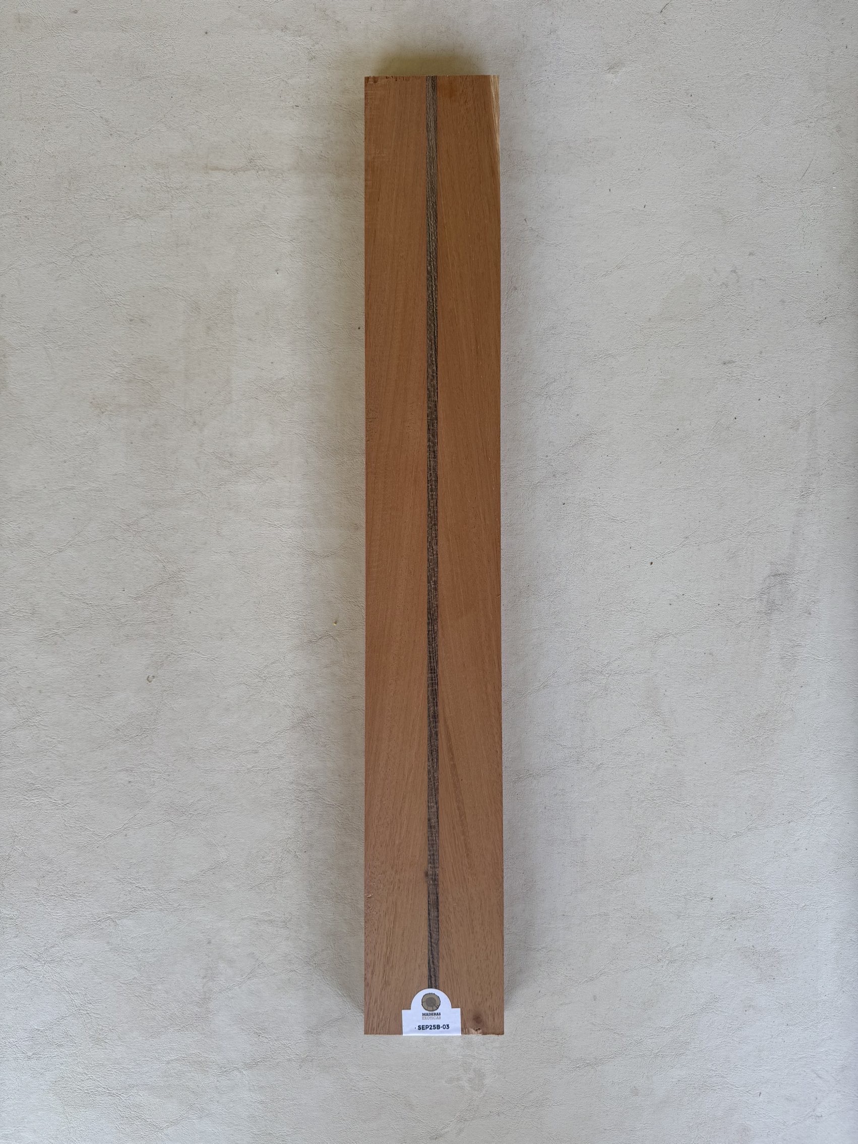 Mango laminado radial guitarra clásica - Mara y Picana Negra (SEP25B-03) 4 Mango laminado radial guitarra clásica - Mara y Picana Negra (SEP25B-03) - Imagen 4