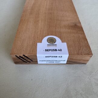 Mango Cedro misionero radial para guitarra clásica (SEP25B-42)