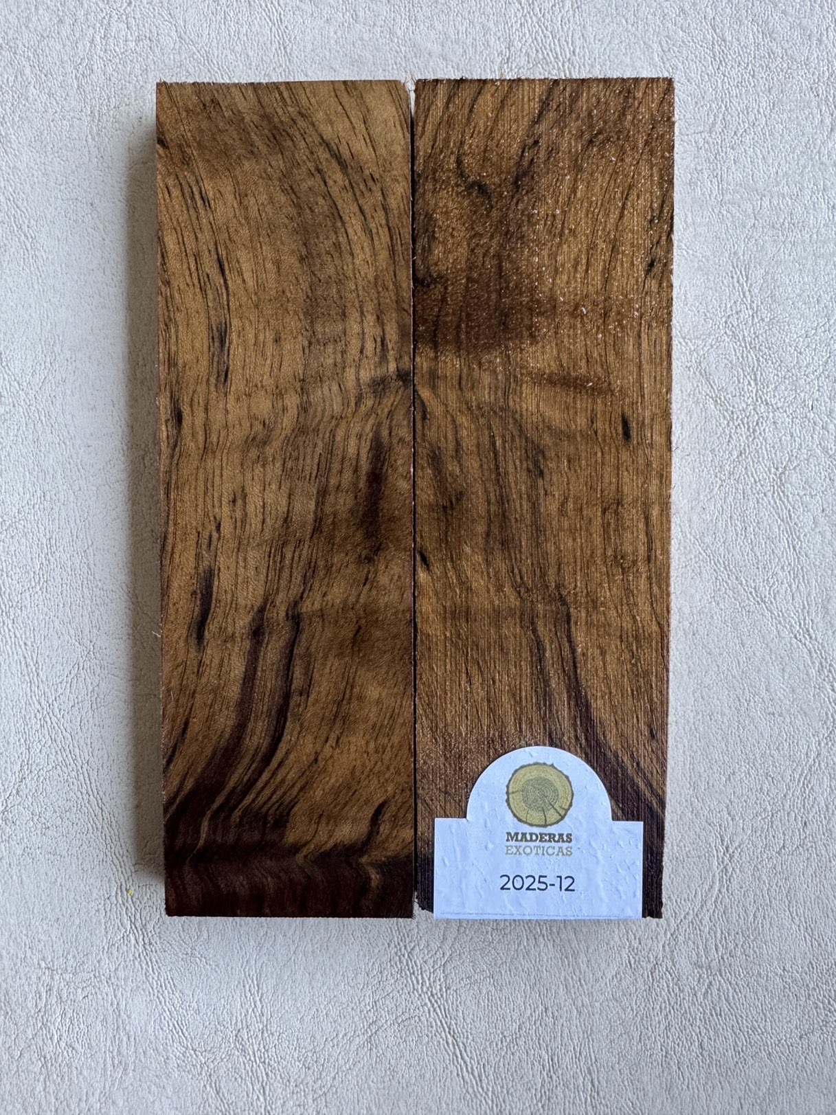 Cachas Nogal (2025-12) 1 Cachas Nogal (2025-12)