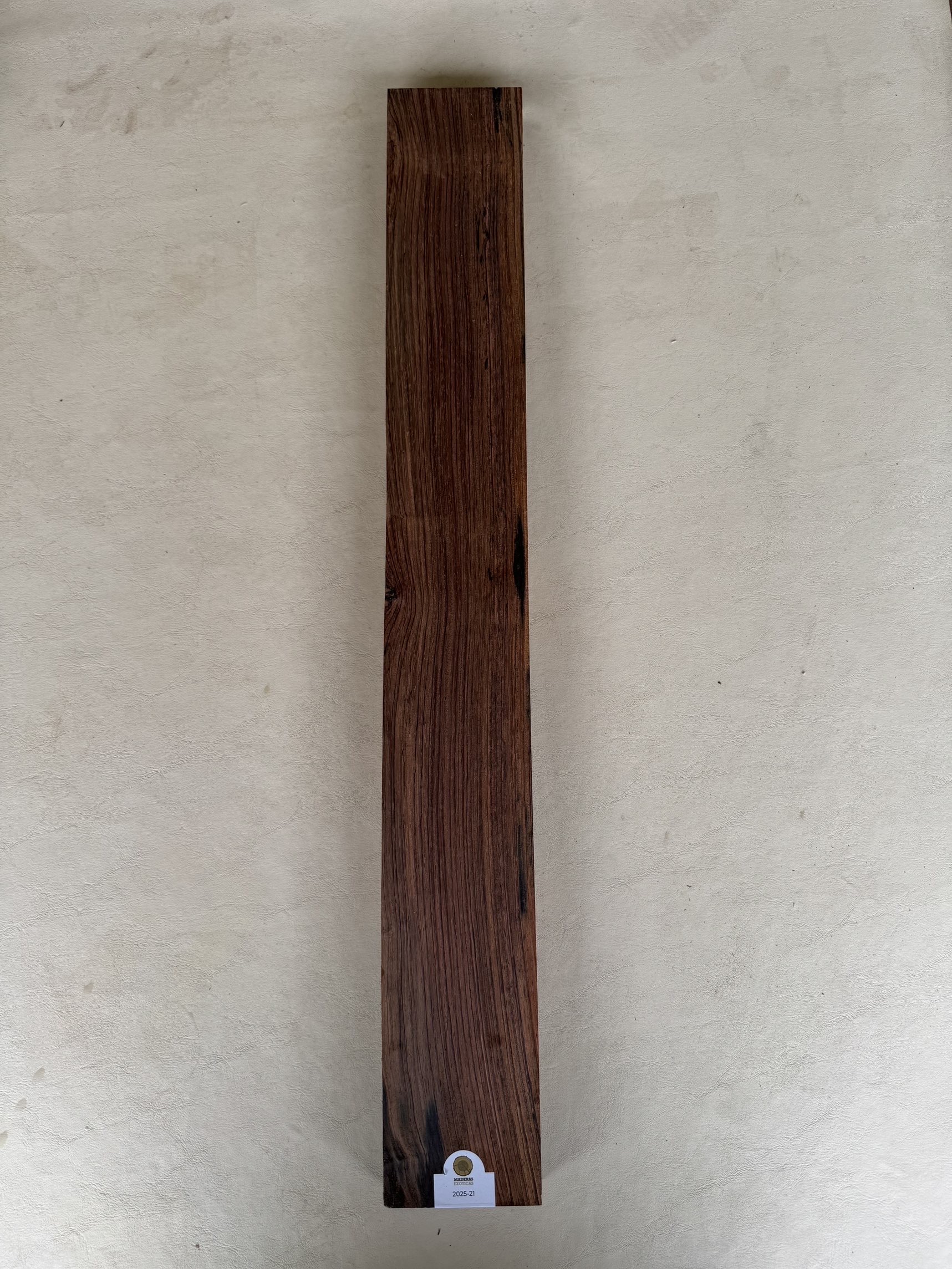 Mango Brazilian Rosewood para guitarra (1 pieza 33 mm.) ( 2025-21) 2 Mango Brazilian Rosewood para guitarra (1 pieza 33 mm.) ( 2025-21) - Imagen 2