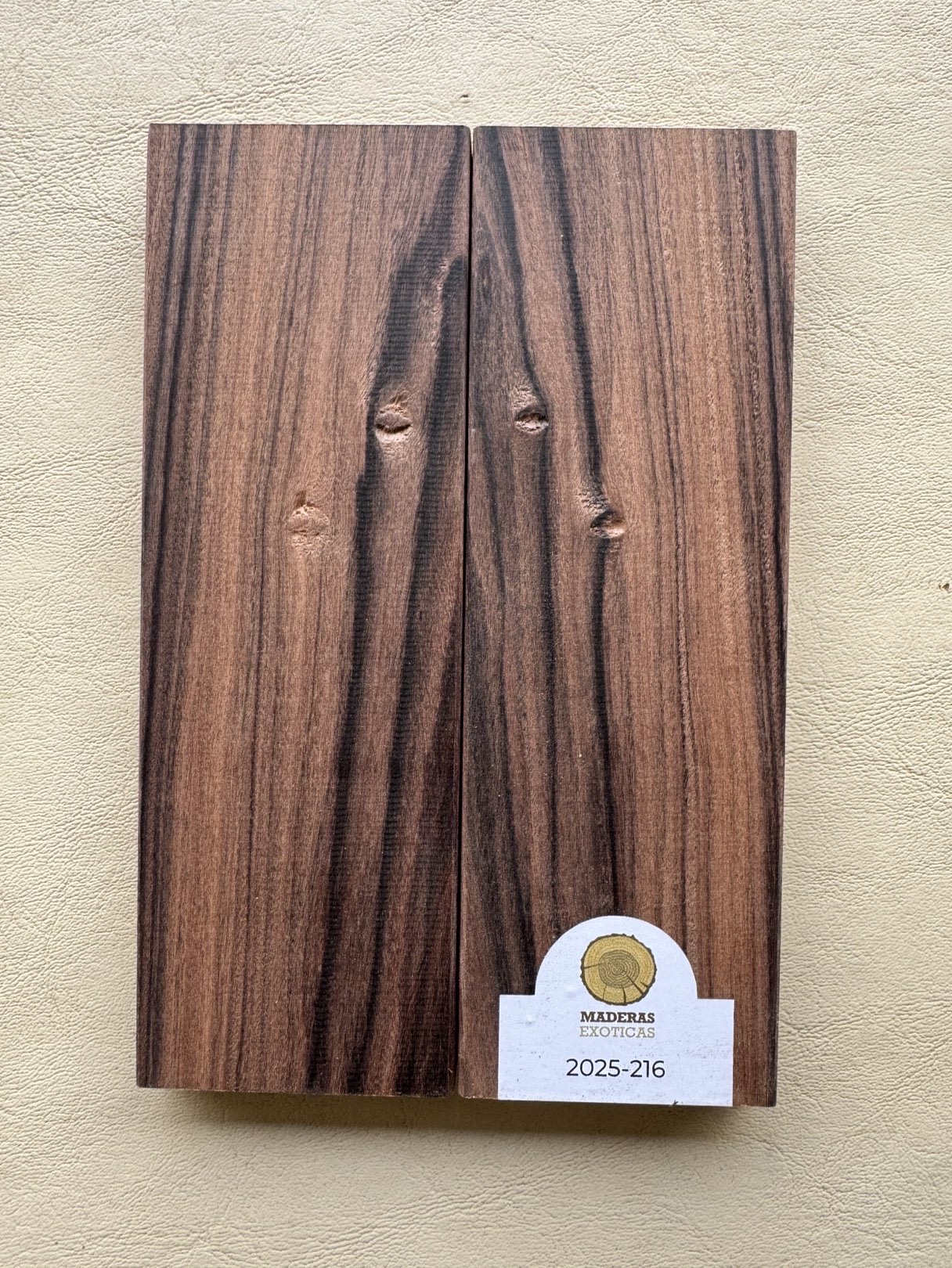 Cachas Pau Ferro (2025-216) 1 Cachas Pau Ferro (2025-216)