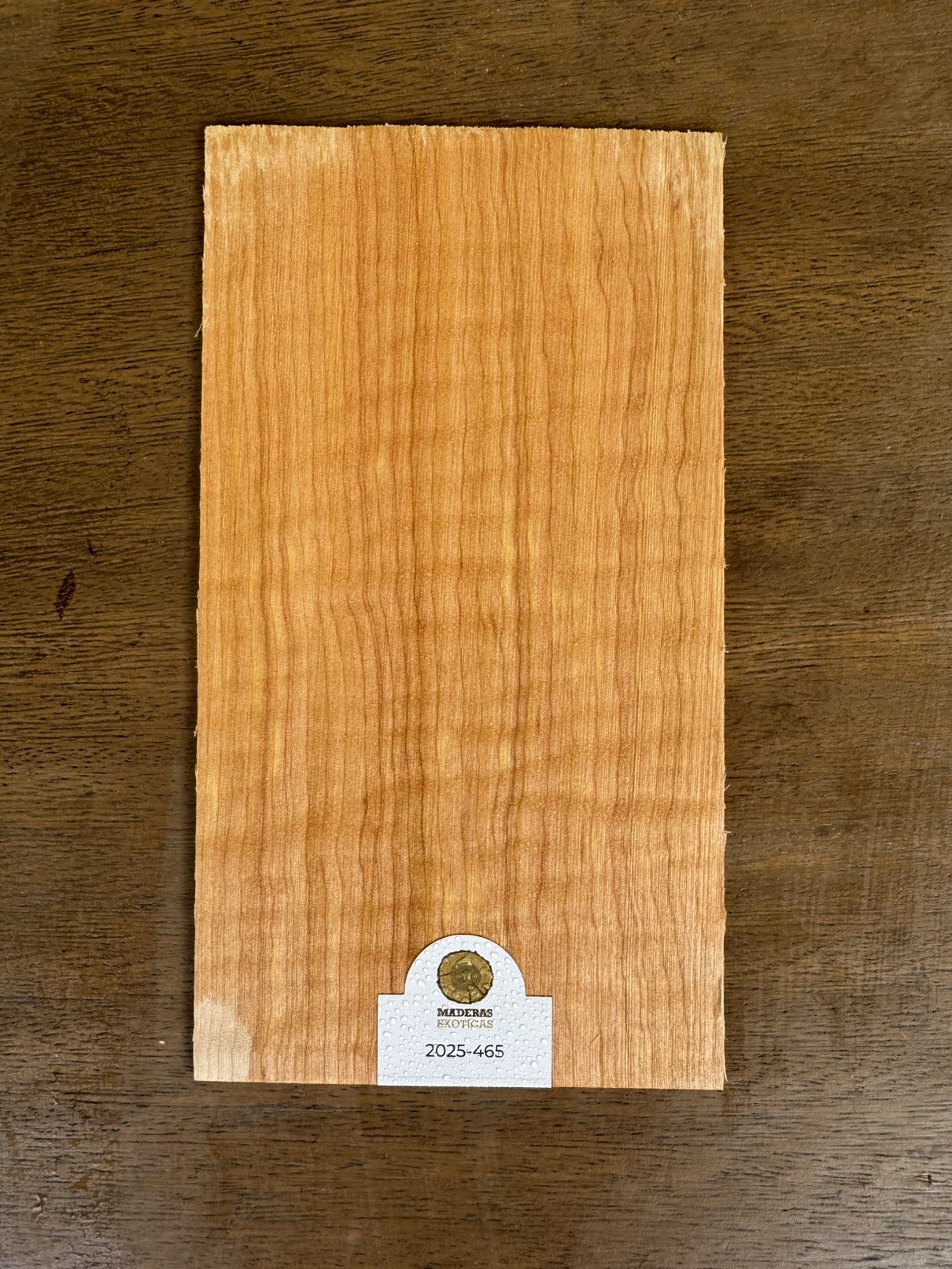 Sobrecabeza Lenga flameada (2025-465) 1 Sobrecabeza Lenga flameada (2025-465)