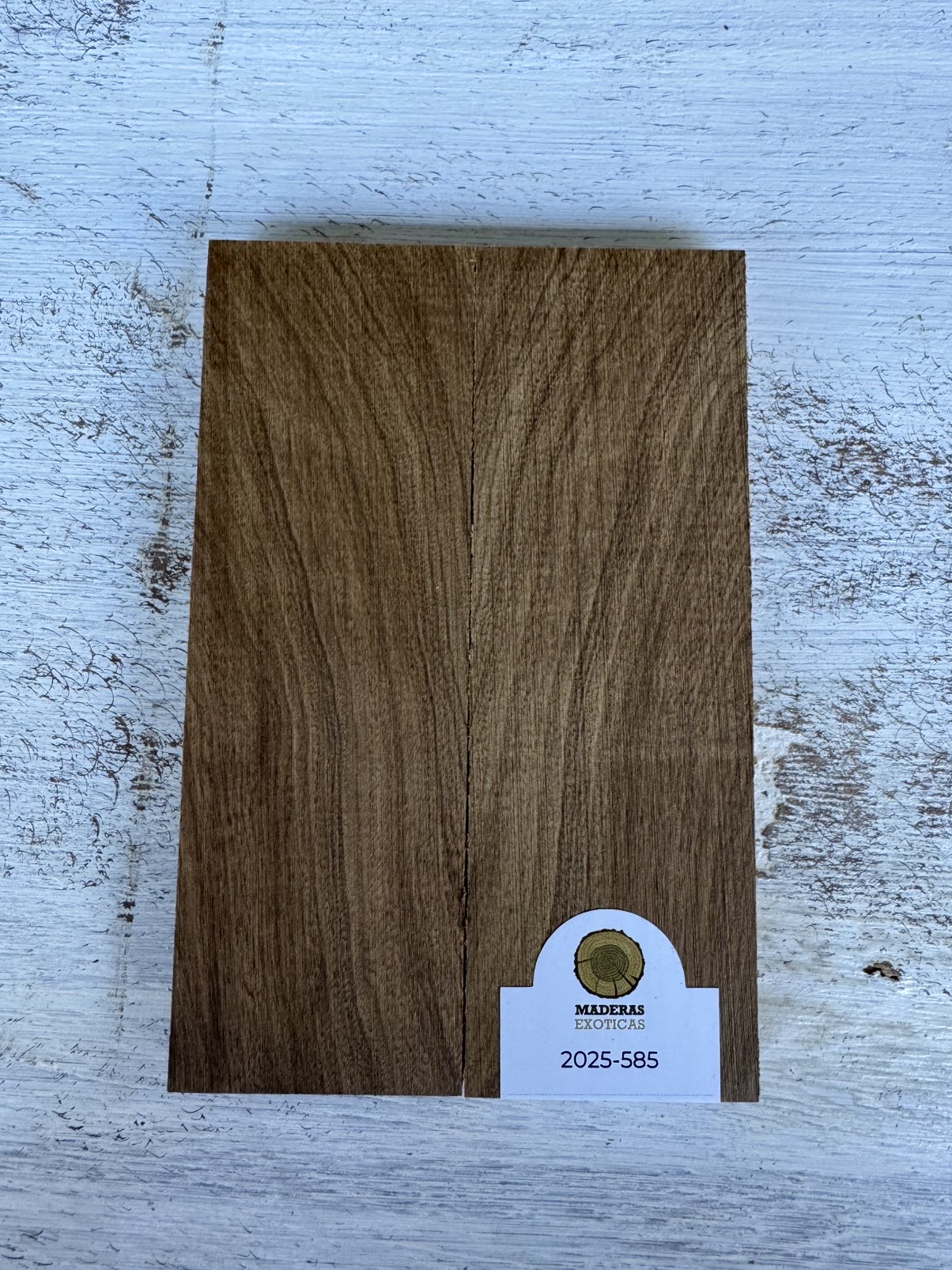 Cachas de Lapacho (2025-585) 1 Cachas de Lapacho (2025-585)