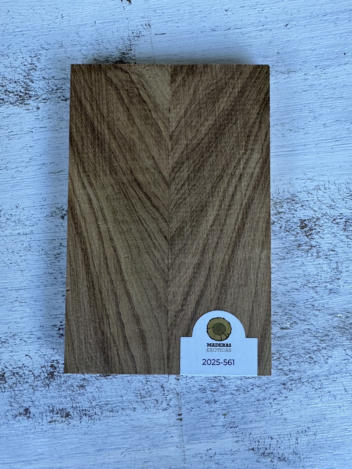 Cachas de Lapacho (2025-561) 1 Cachas de Lapacho (2025-561)