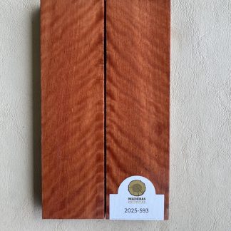 Cachas Rostrata flameada para cuchillos