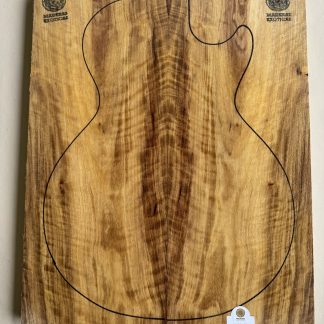 Carved top Laurel flamaeado 18 mm