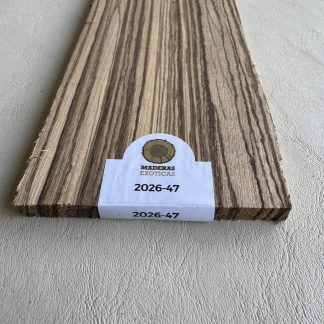 Diapasón Zebrano para bajo 5C (2026-47)