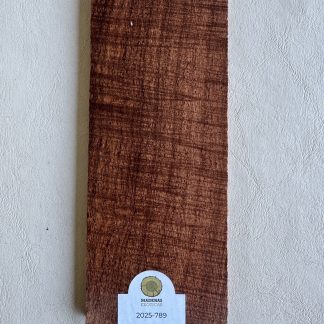 Diapasón Algarrobo flameado