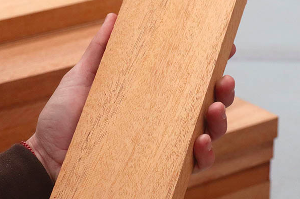 Cómo elegir la madera ideal para el mango de una guitarra