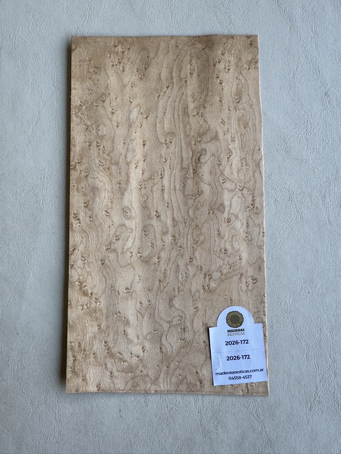 Sobrecabezas Chapa Veneer Maple ojo de pájaro Premium (2026-172) 1 Sobrecabezas Chapa Veneer Maple ojo de pájaro Premium