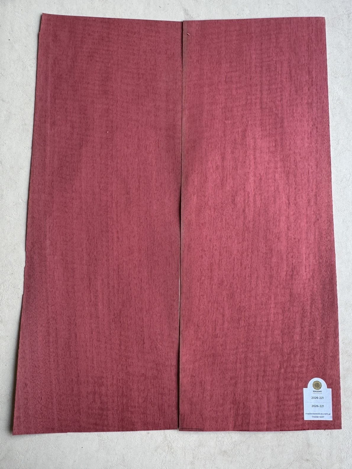 Chapa Purple Heart flamaeada para cuerpo de guitarra – bajo (2026-221) 2 Chapa Purple Heart flamaeada para cuerpo de guitarra – bajo (2026-221) - Imagen 2