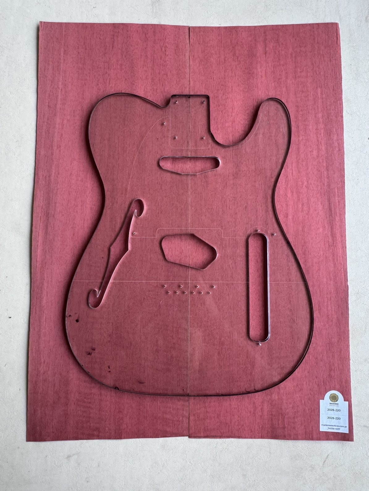 Chapa Purple Heart flamaeada para cuerpo de guitarra – bajo (2026-220) 1 Chapa Purple Heart flamaeada para cuerpo de guitarra – bajo (2026-220)