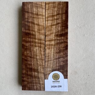 Cachas Nogal italiano flameado (2026-238)