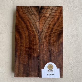Cachas Nogal italiano flameado (2026-271)