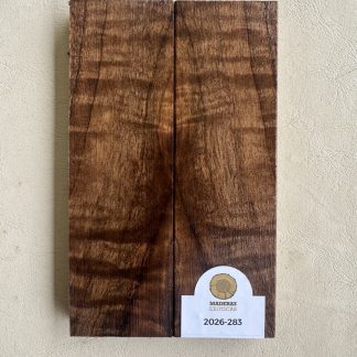 Cachas Nogal italiano flameado (2026-283)