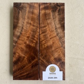 Cachas Nogal italiano flameado (2026-284)