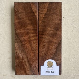 Cachas Nogal italiano flameado (2026-289)