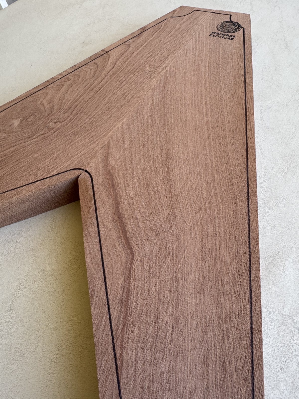 🪵 Cuerpo Flying V encolado Caoba africana 2 🪵 Cuerpo Flying V encolado Caoba africana - Imagen 2