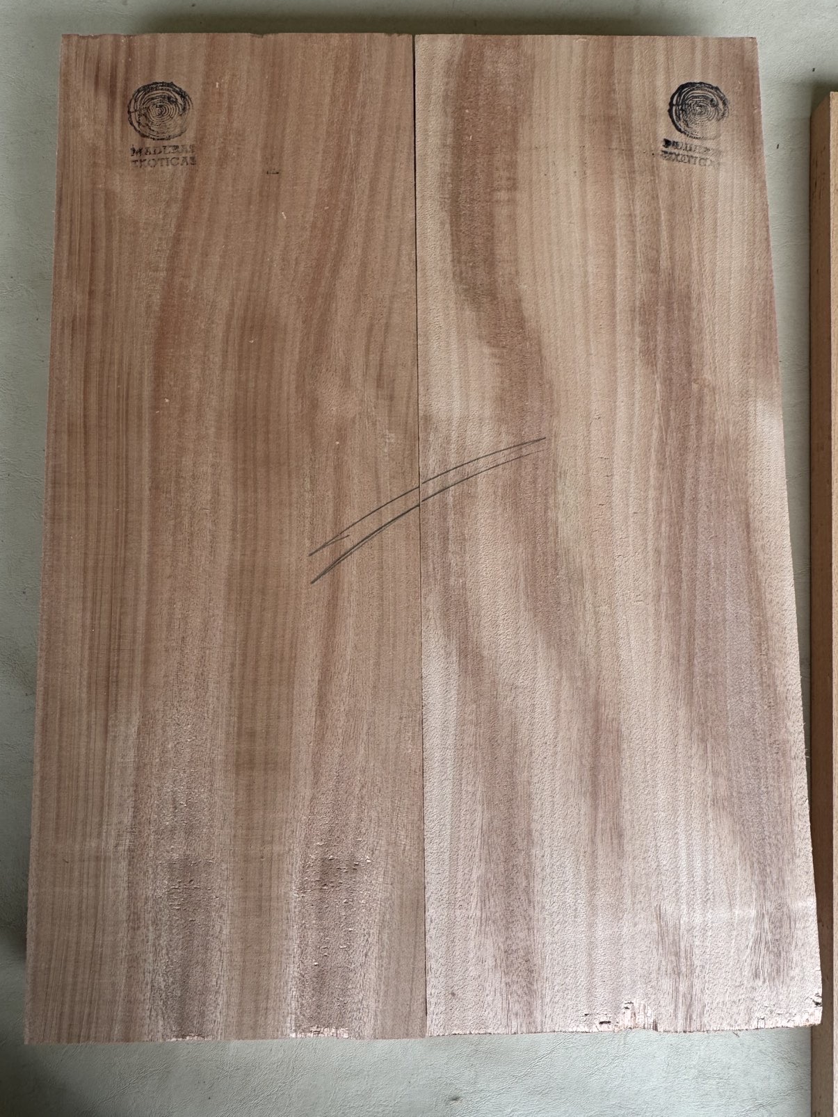 🪵 Kit de construcción maderas Guitarra eléctrica Nº4 ⭐️⭐️⭐️⭐️ (Okume - Haya - Pau Ferro) 3 🪵 Kit de construcción maderas Guitarra eléctrica Nº4 ⭐️⭐️⭐️⭐️ (Okume - Haya - Pau Ferro) - Imagen 3